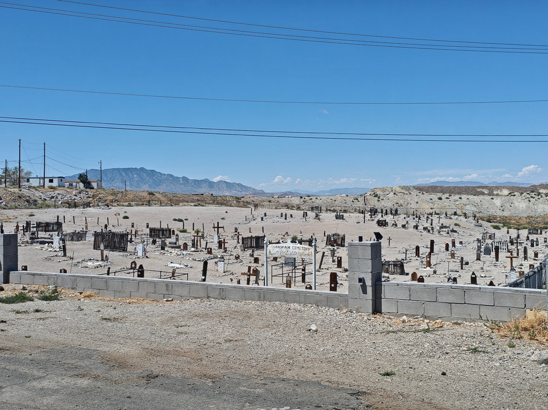 Old Tonopah Cemetery-托诺帕必去景点