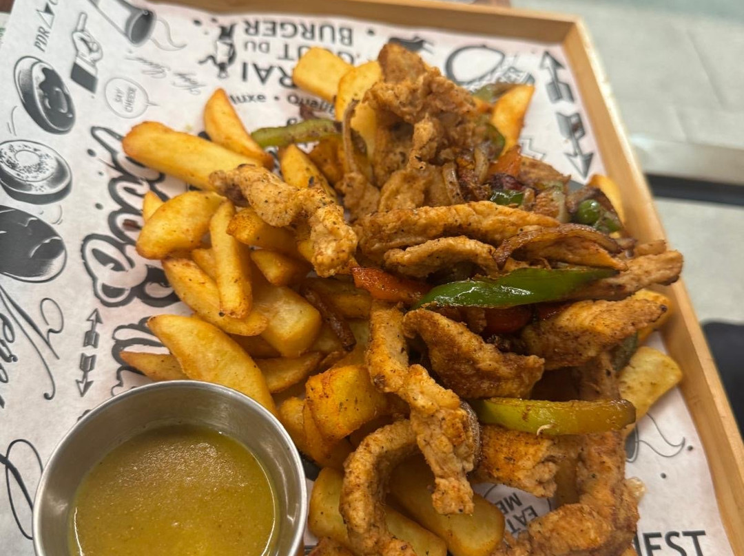 Sphinx Bar & Grill