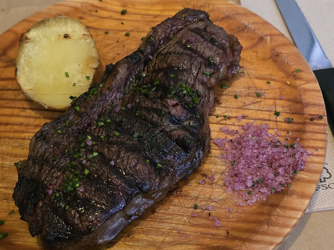 Pueblo Grill - Asador Argentino