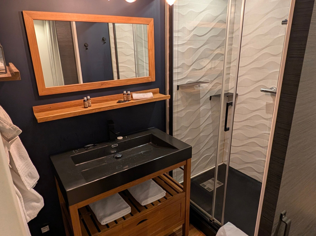 Les Suites Sainte Claire