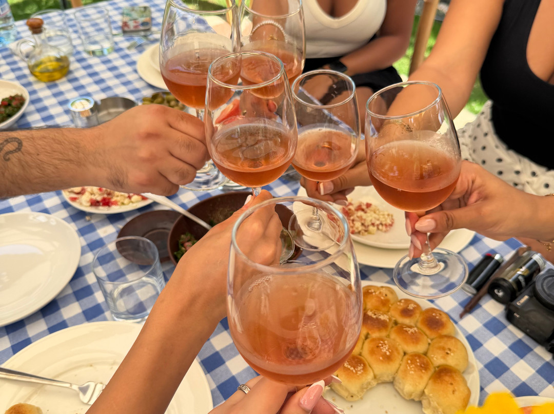 Vignoble Joura-Mazraat Kfar Dibiane必去景点