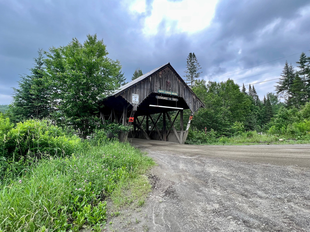 Happy Corner Covered Bridge-Pittsburg必去景点