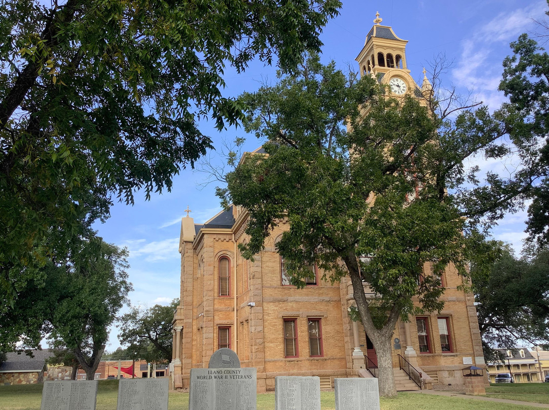 Llano County Courthouse