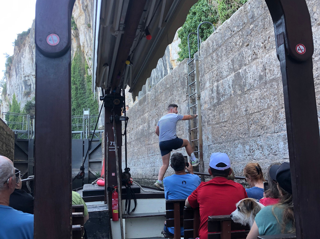 Les Croisieres de Saint Cirq Lapopie-Saint-Cirq-Lapopie必去景点
