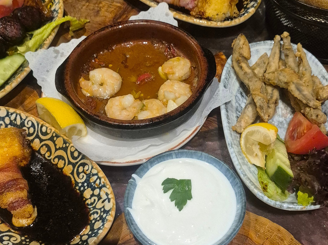 Dali Tapas Bar
