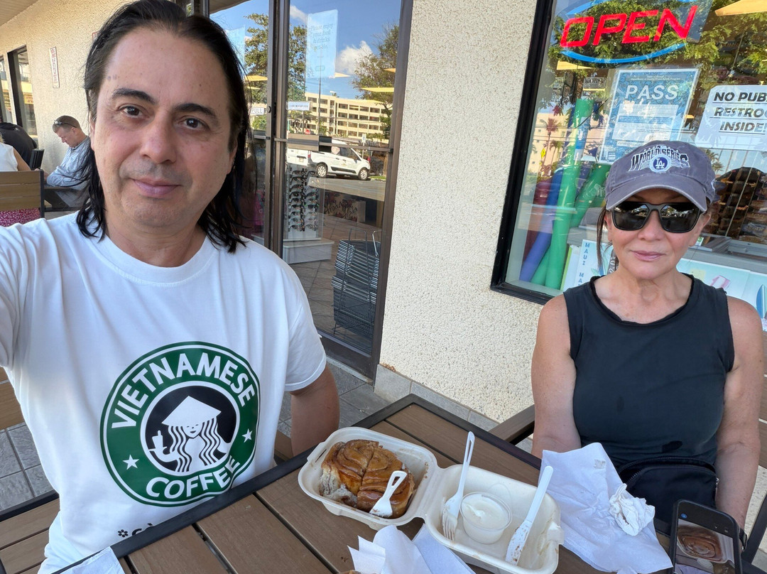 Cinnamon Roll Place