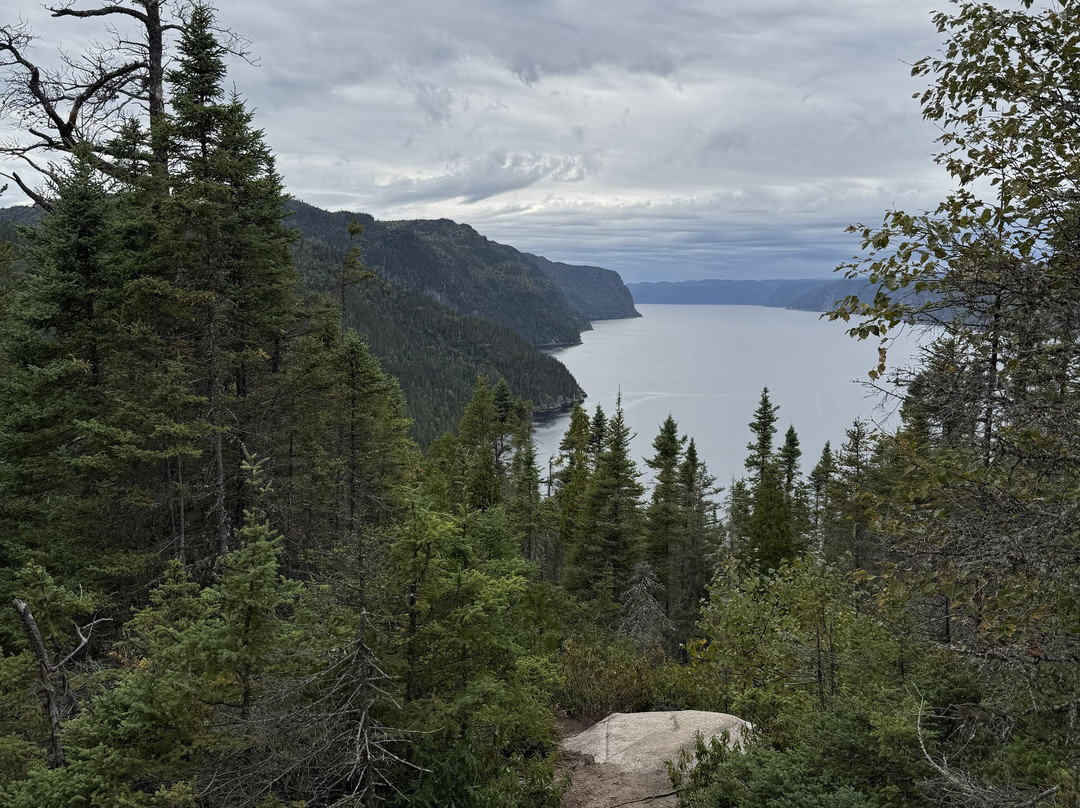 Anse Tabatiere-L'Anse-Saint-Jean必去景点
