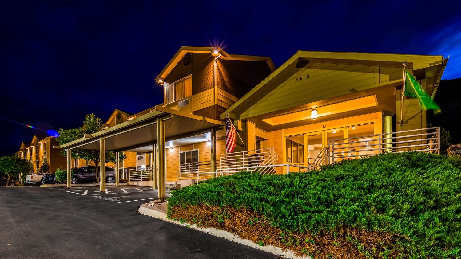 Best Western Topaz Lake Inn-官方