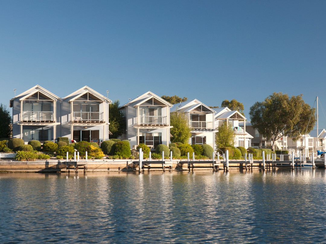 船长海湾滨水公寓式酒店主图