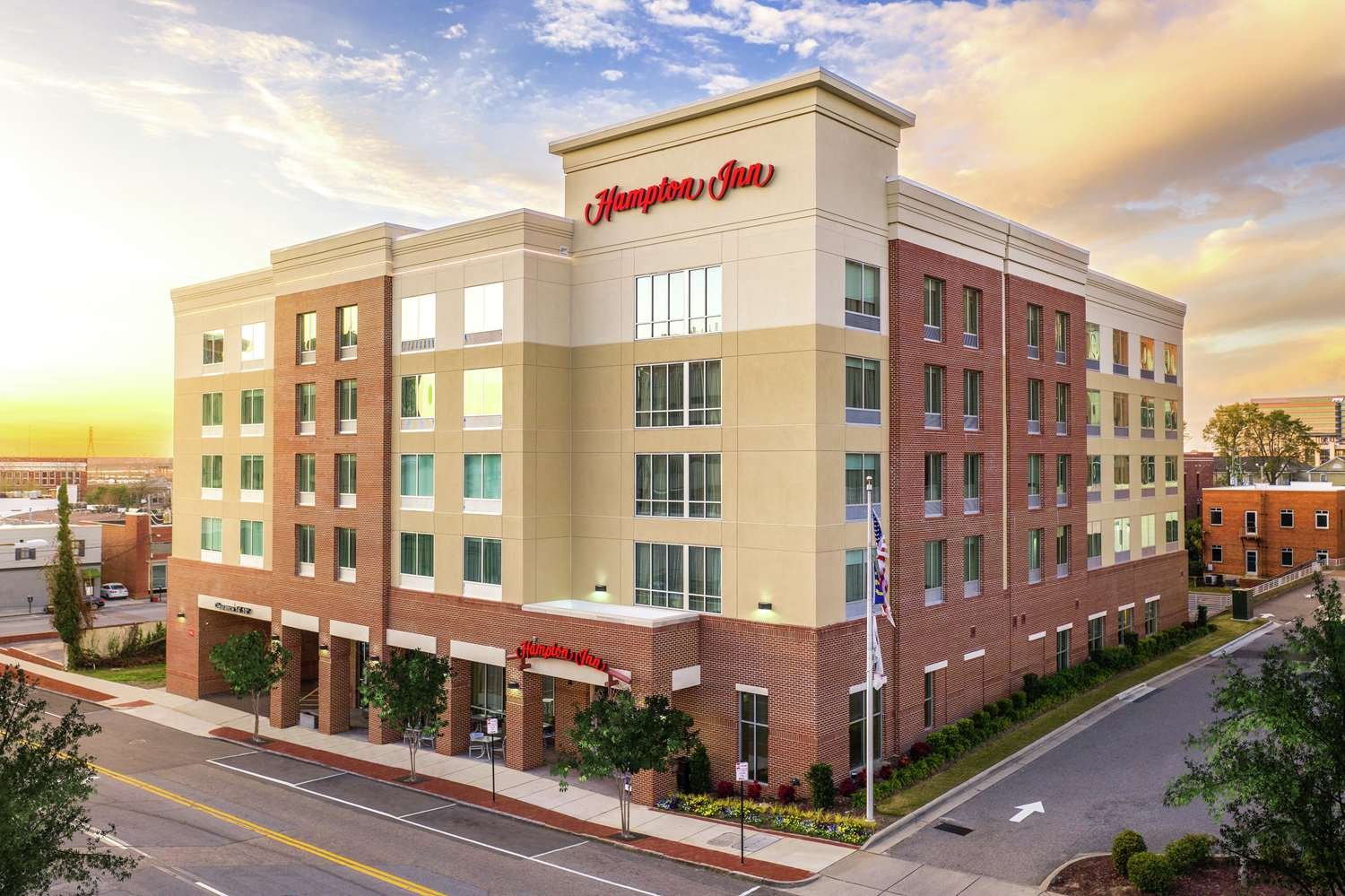 Hampton Inn Wilmington Downtown-官方