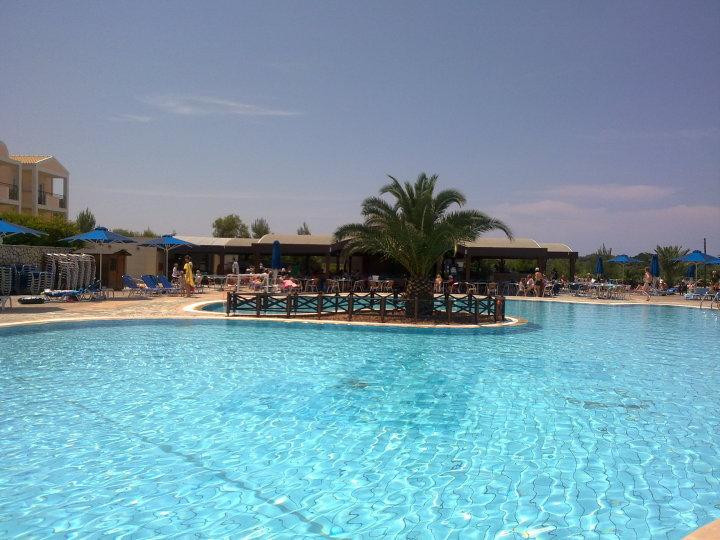 Peritheia酒店住宿-Blue Bay Escape Resort