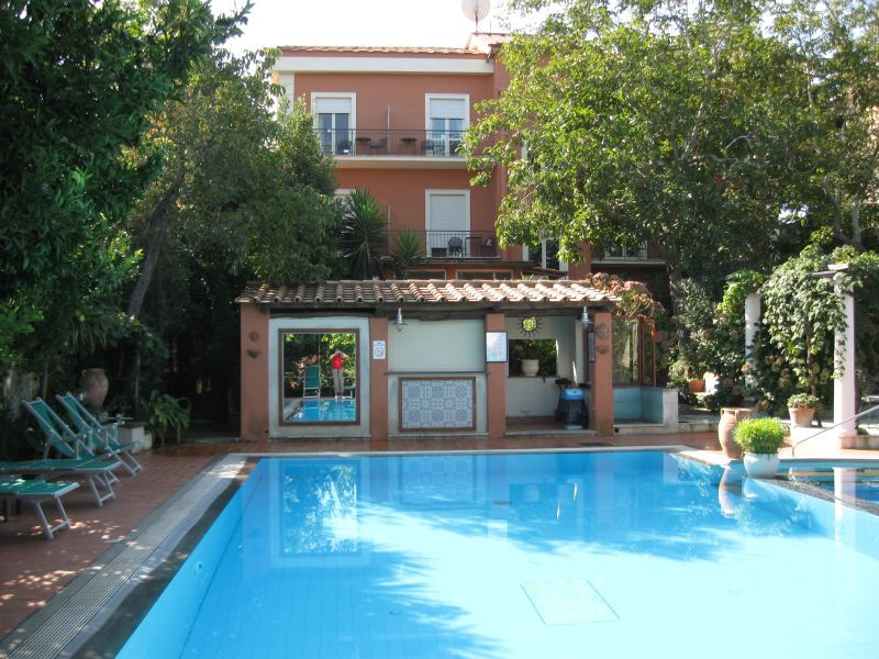 Sant'Agata sui Due Golfi酒店住宿-Villa Fernanda Hotel