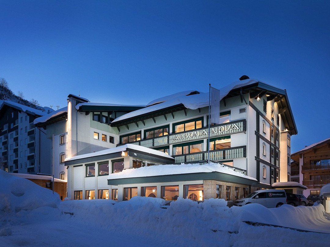 Zurs酒店住宿-Hotel Albona - Nova GmbH & Co KG