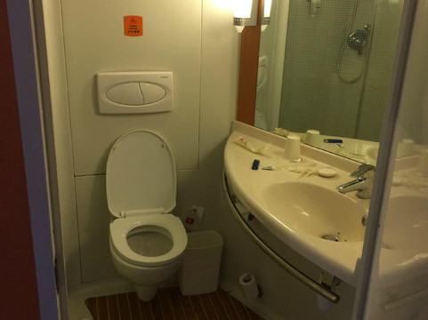 惠州演达酒店(港惠新天地店)主图