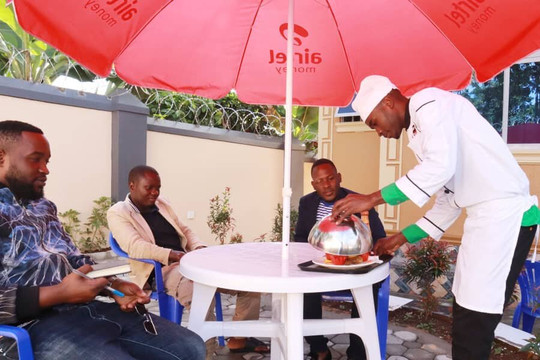 Celine Motel Kalisizo