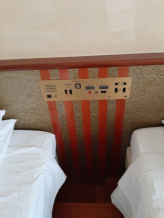 欧洲大酒店主图