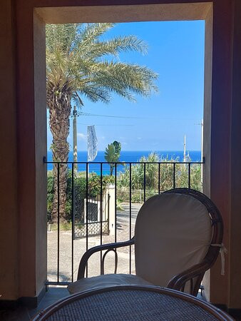 坎那米丽度假酒店主图