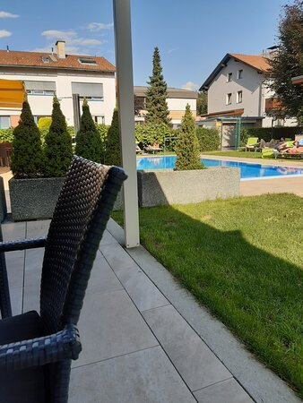 夏洛特酒店-官方