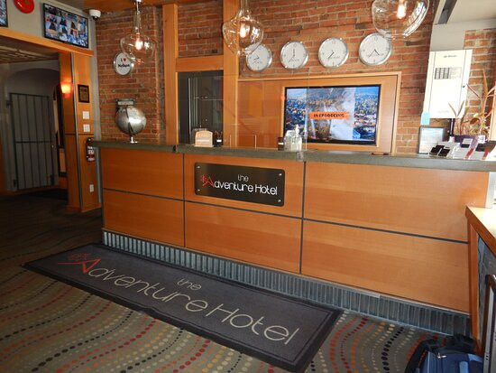 The Adventure Hotel主图