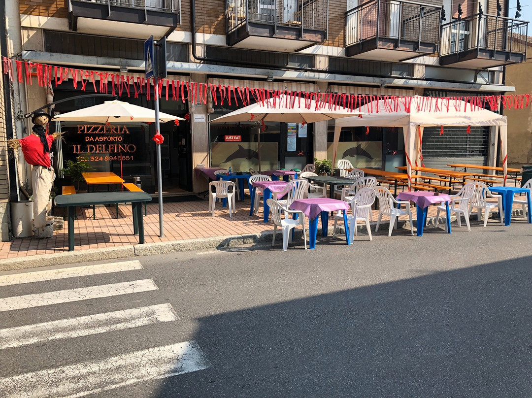 Castelletto di Branduzzo餐馆和美食-Pizzeria Delfino Di Rago Francesca