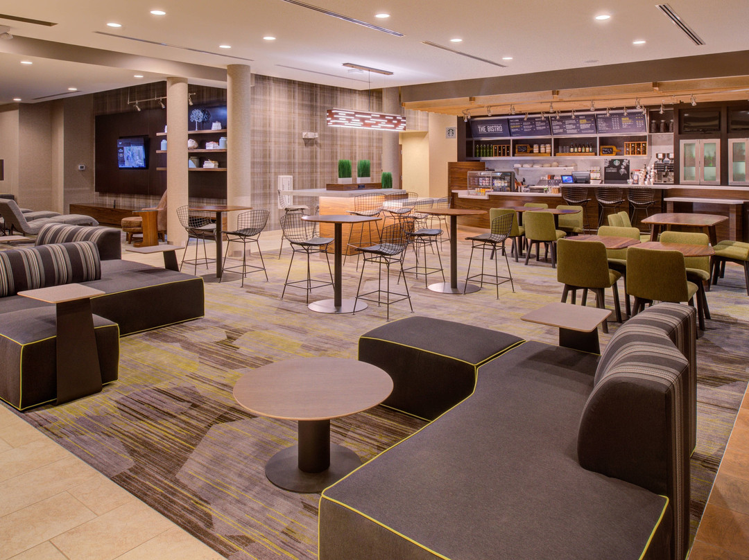 Courtyard St Louis Chesterfield