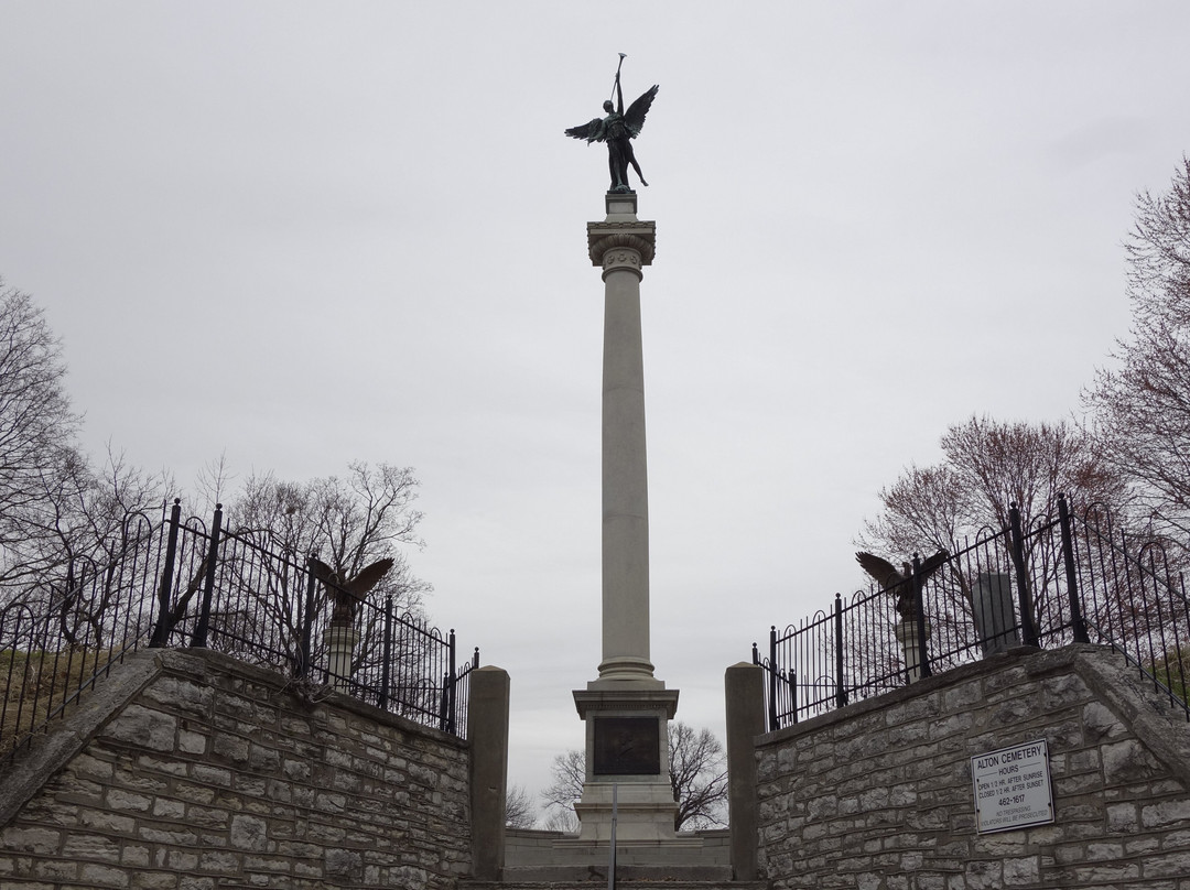 Elijah P. Lovejoy Monument景点图片