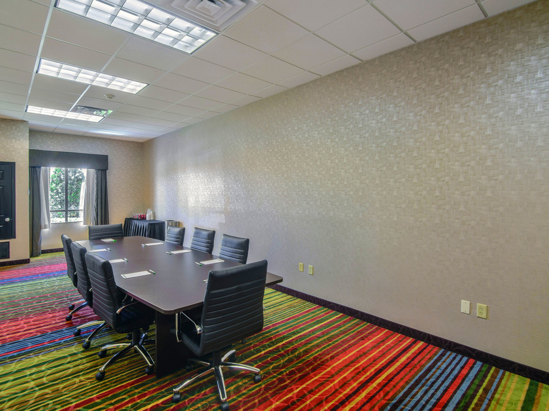 Holiday Inn Arlington Ne-rangers Ballpark By IHG主图