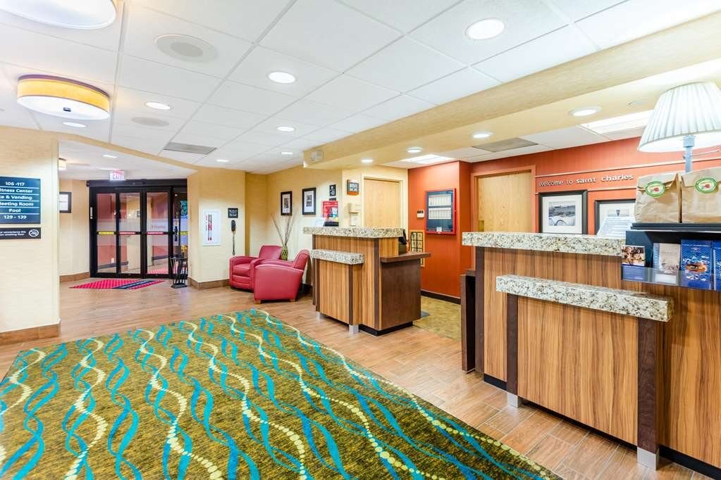 Hampton Inn St. Charles St. Peters主图