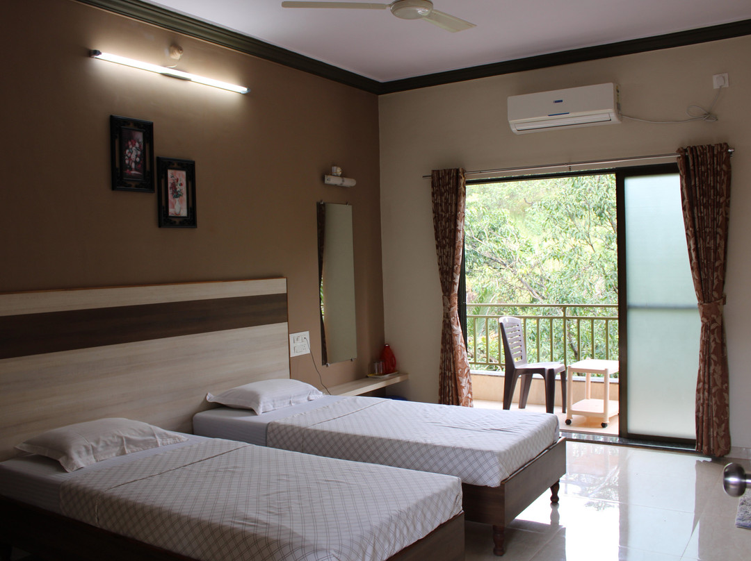 Hotel Abhishek主图