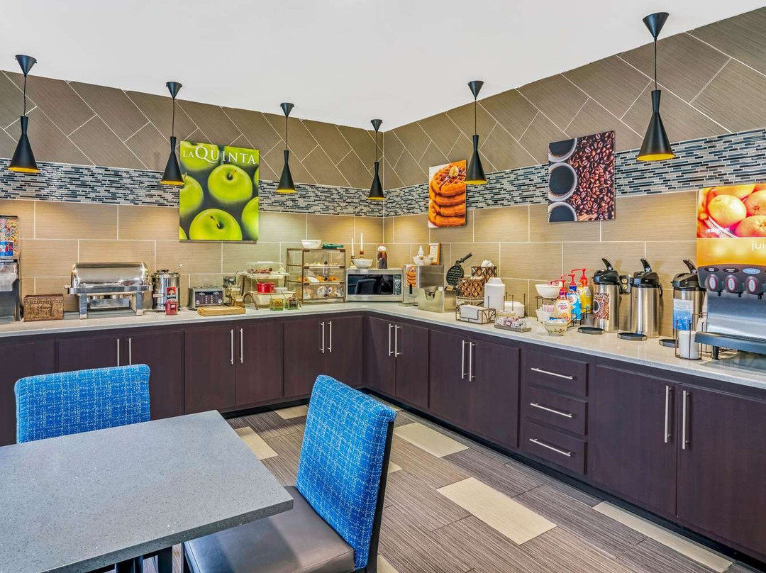 La Quinta Inn & Suites by Wyndham Cookeville主图