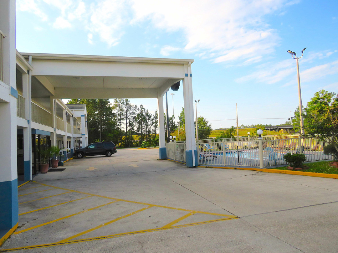 Super 8 by Wyndham Ocean Springs Biloxi主图