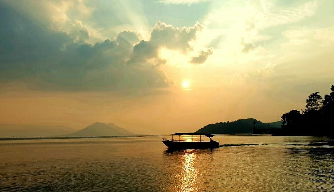 Hotel Jatiluhur Valley & Resort主图