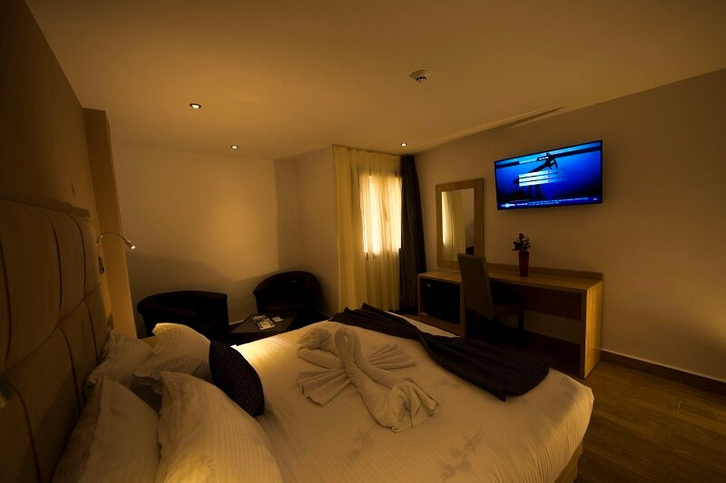 Hotel Bournissa主图