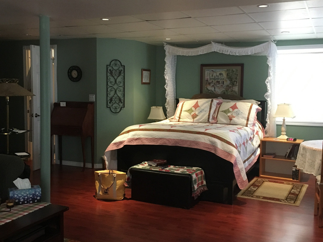 Strawberry Suite Bed & Breakfast主图