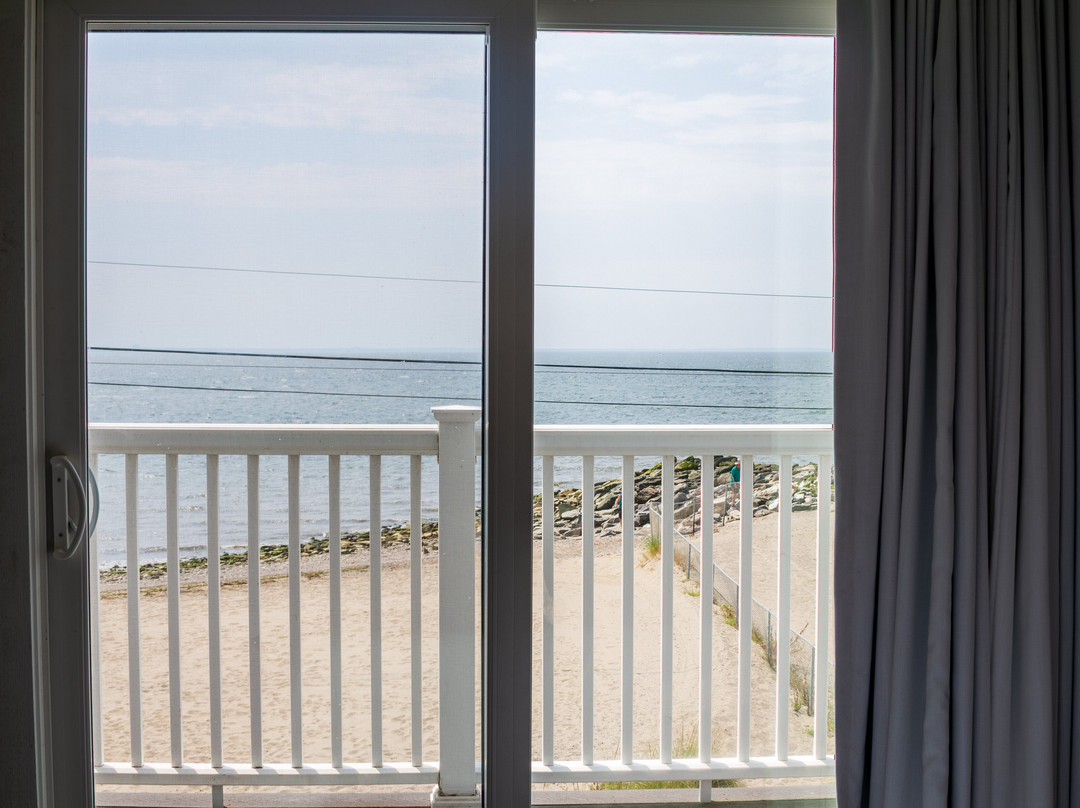 The Surfside Hotel主图