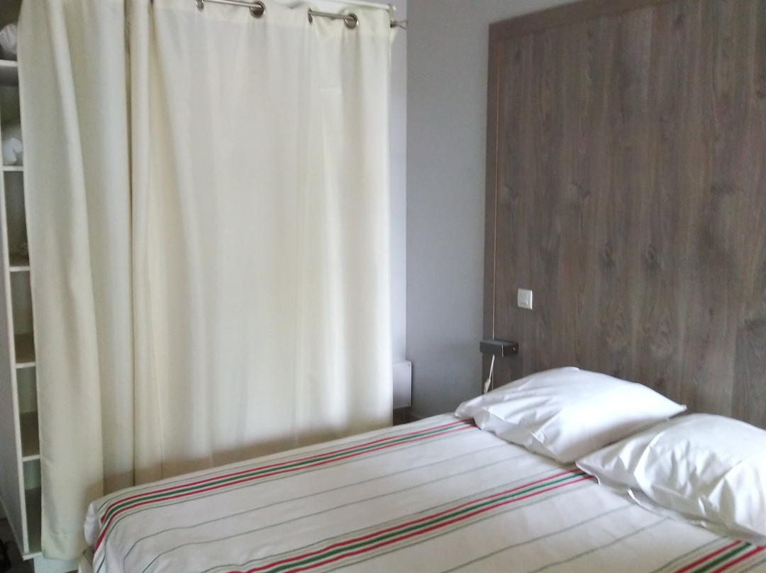 伊杜克丘陵酒店主图