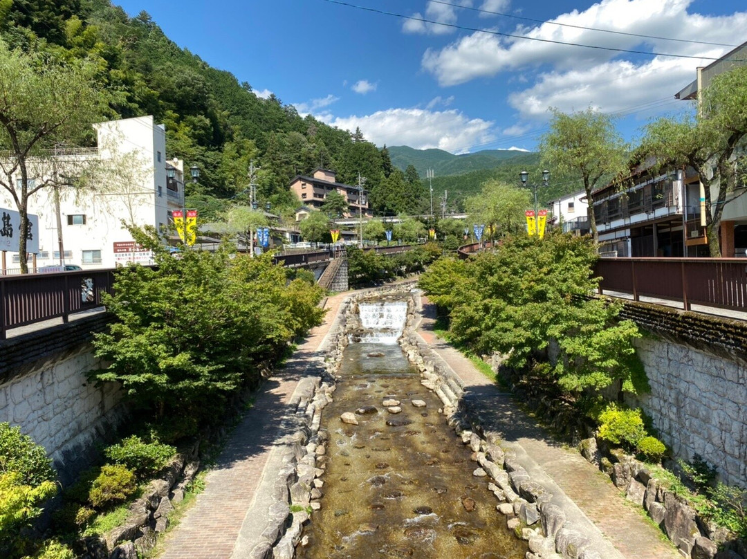 下吕温泉-下吕市必去景点