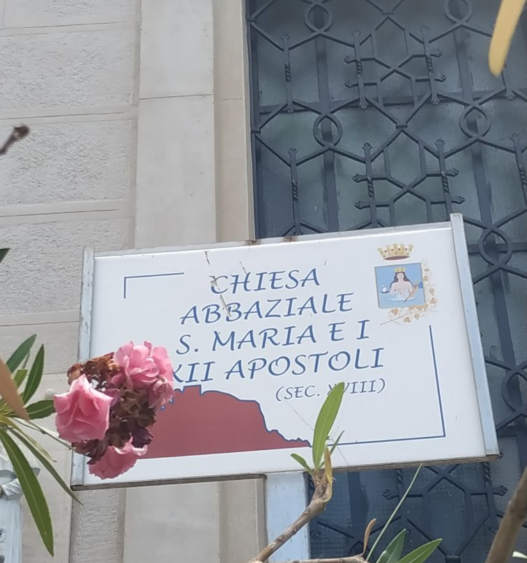 Chiesa Di Santa Maria E I XII Apostoli-Bagnara Calabra必去景点