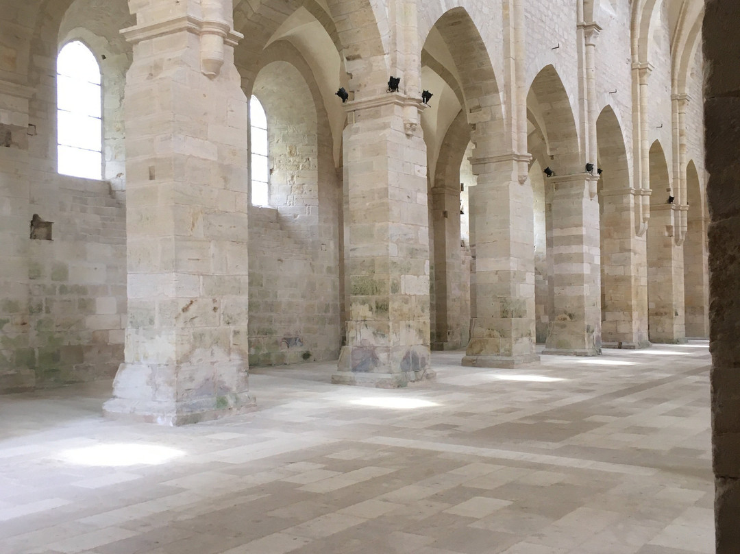 Abbaye de Noirlac-Bruere-Allichamps必去景点