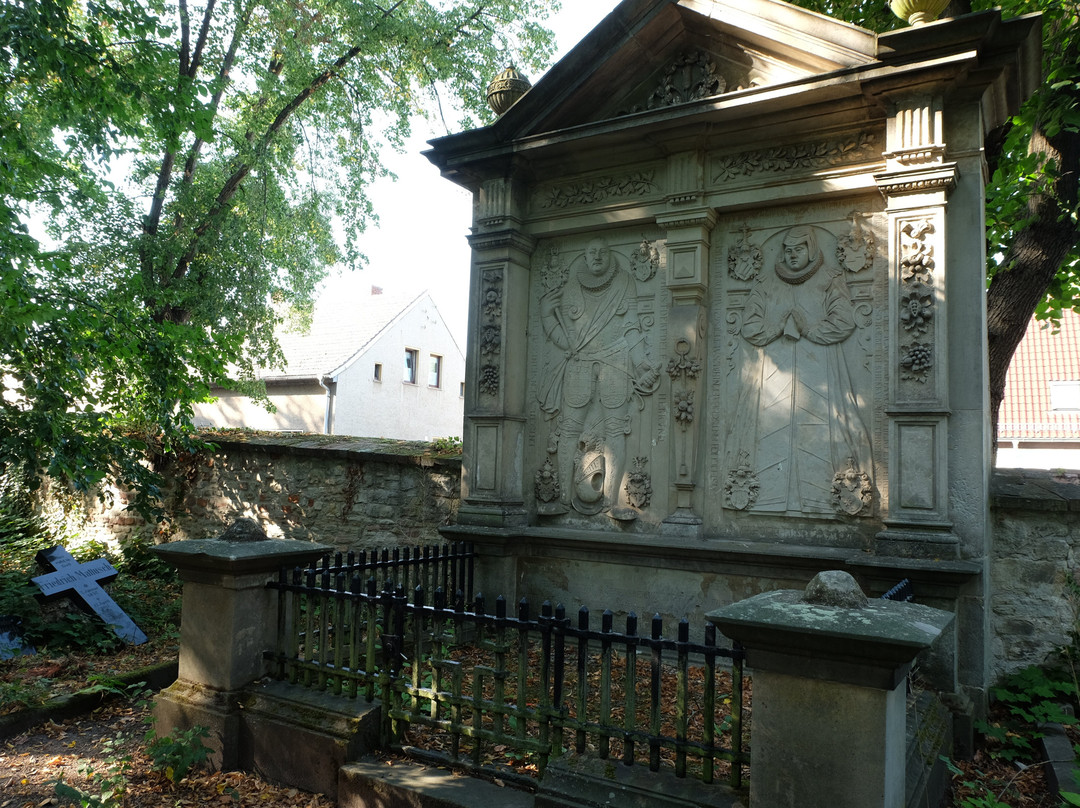 Gertraudenfriedhof-Schönebeck必去景点