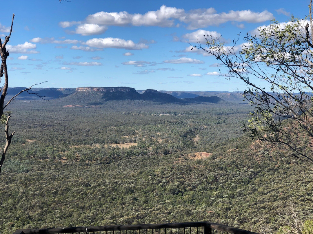 Roma Explorers Inn Motel & Function Centre主图