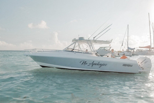 Emerald Island Charters-大开曼岛必去景点