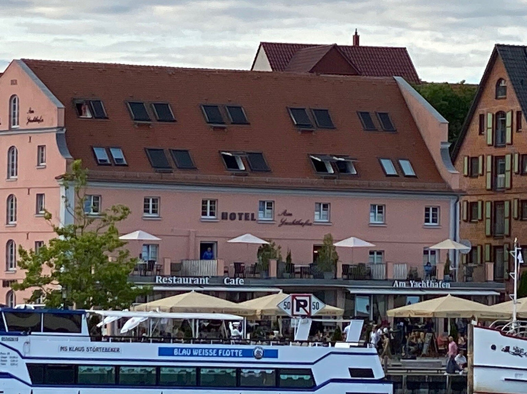 Hotel Am Yachthafen主图