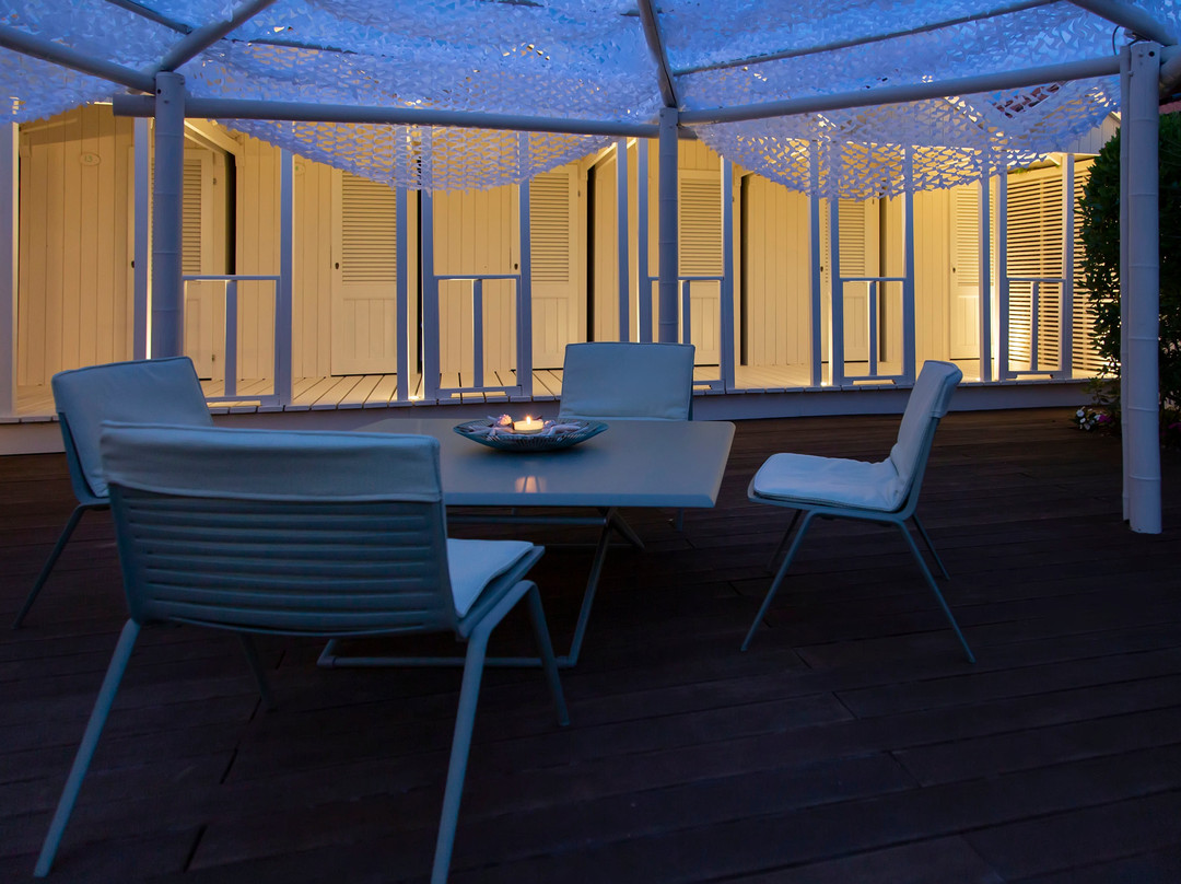 Bagno Ristorante Marechiaro-福尔泰德伊马尔米必去景点