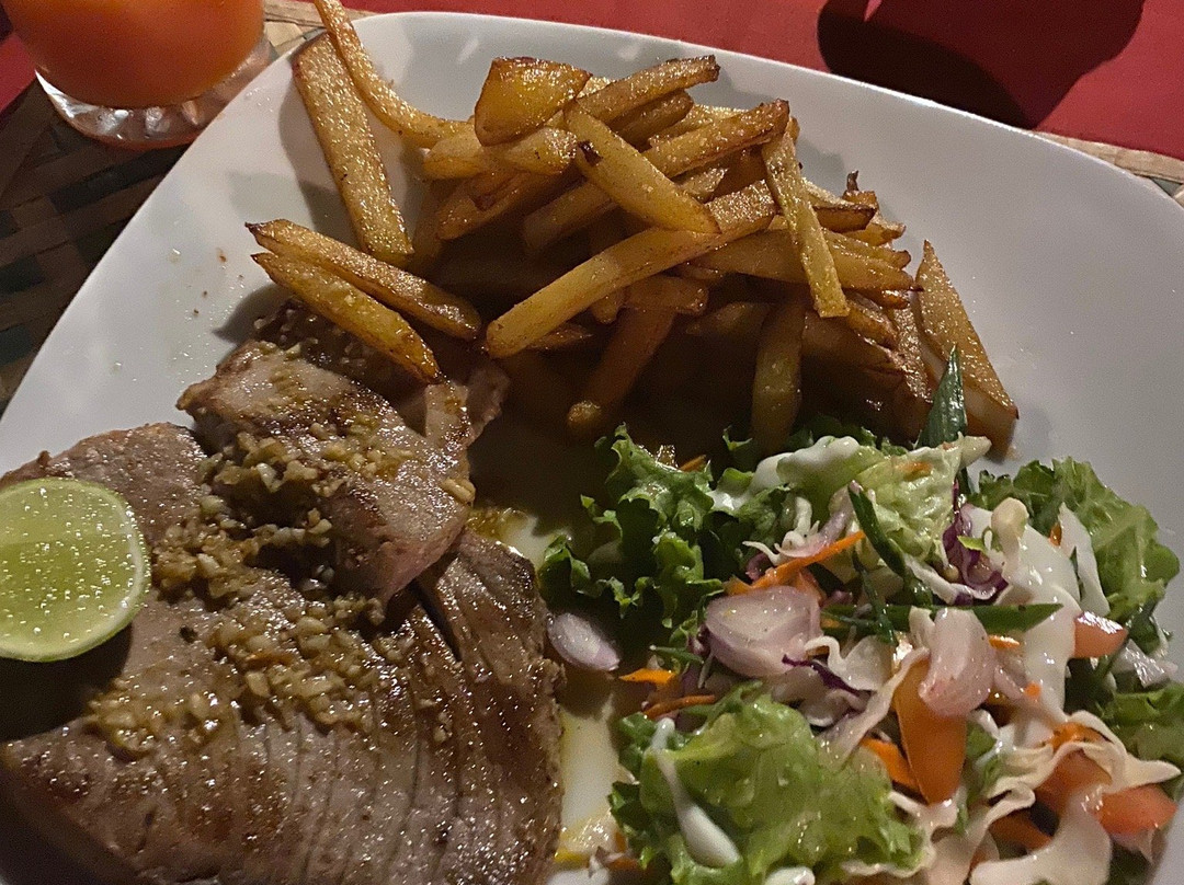 Green Shadows Beach Hotel主图