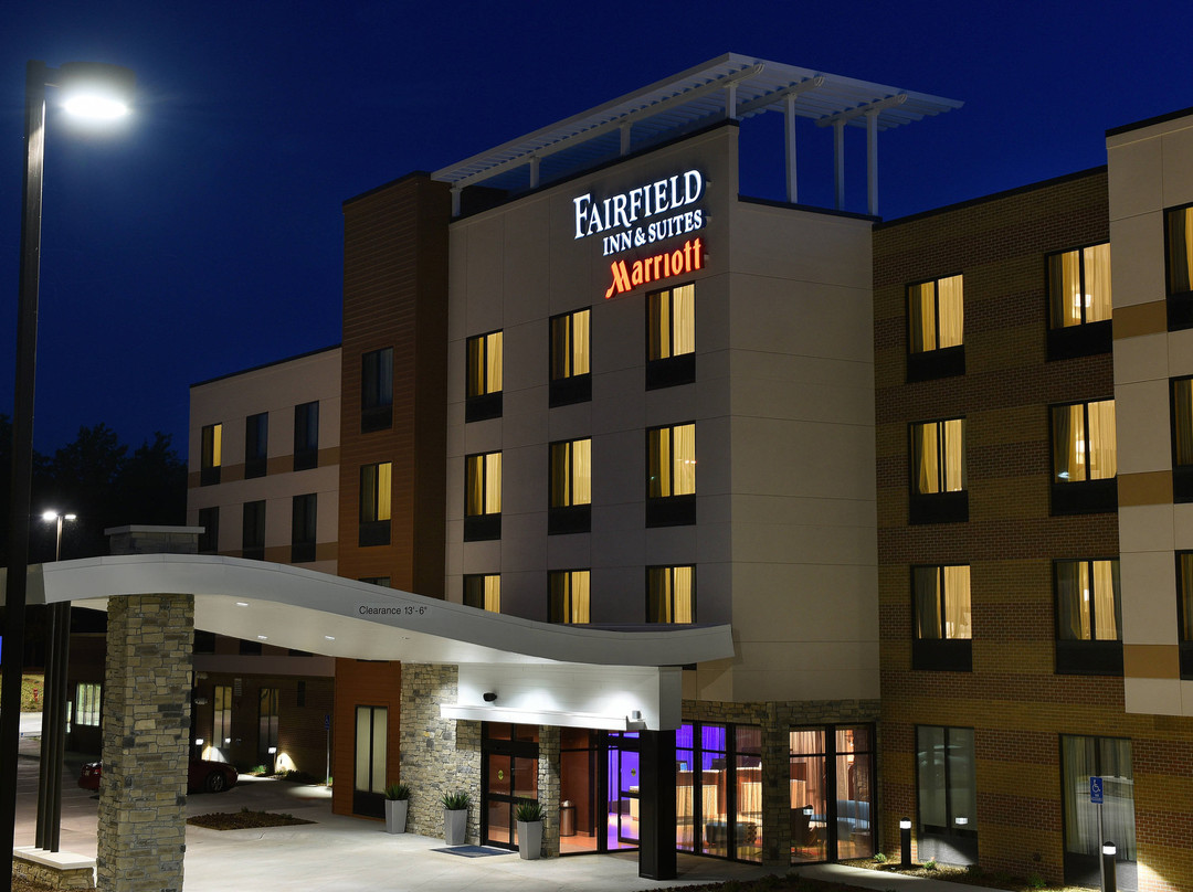 Fairfield by Marriott Inn & Suites Omaha West主图