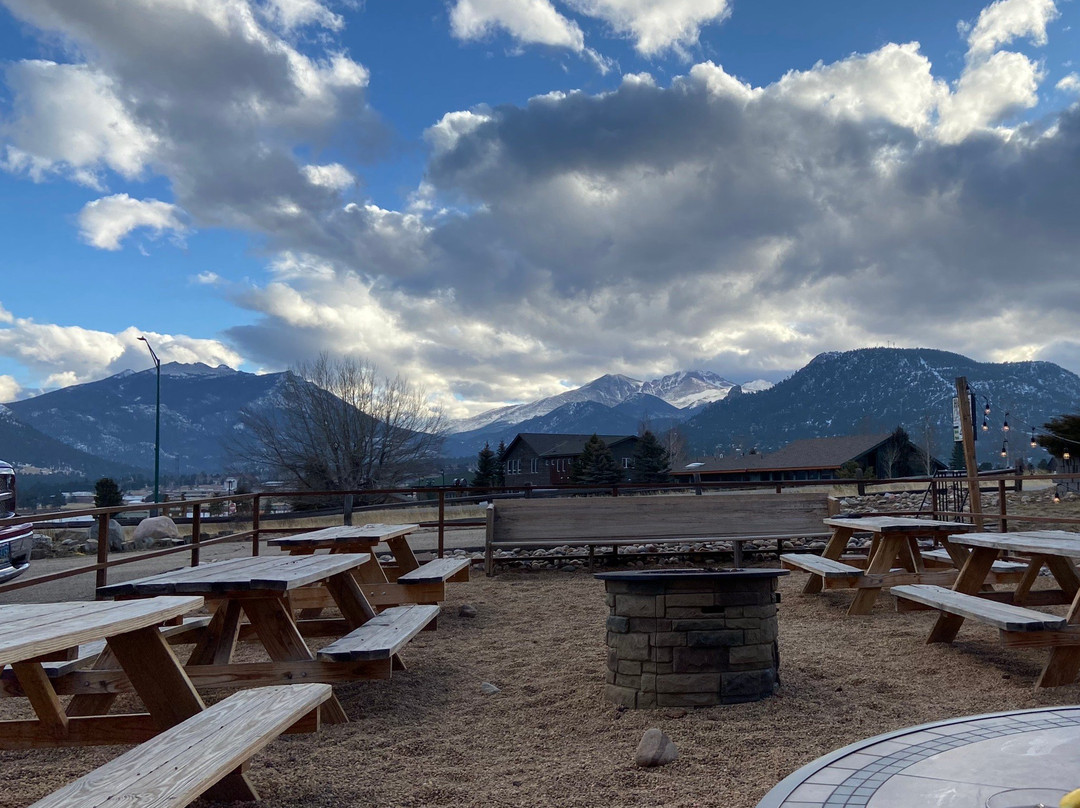 Elkins Distilling Co.-埃斯蒂斯公园必去景点