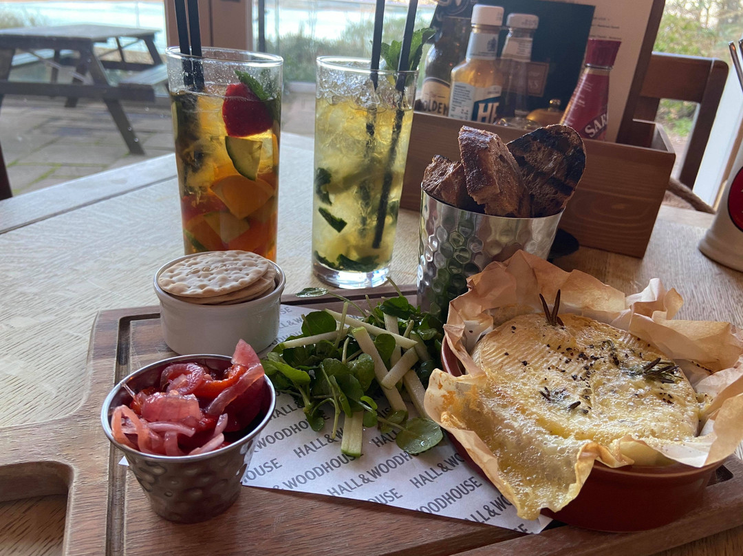 内斯酒店主图