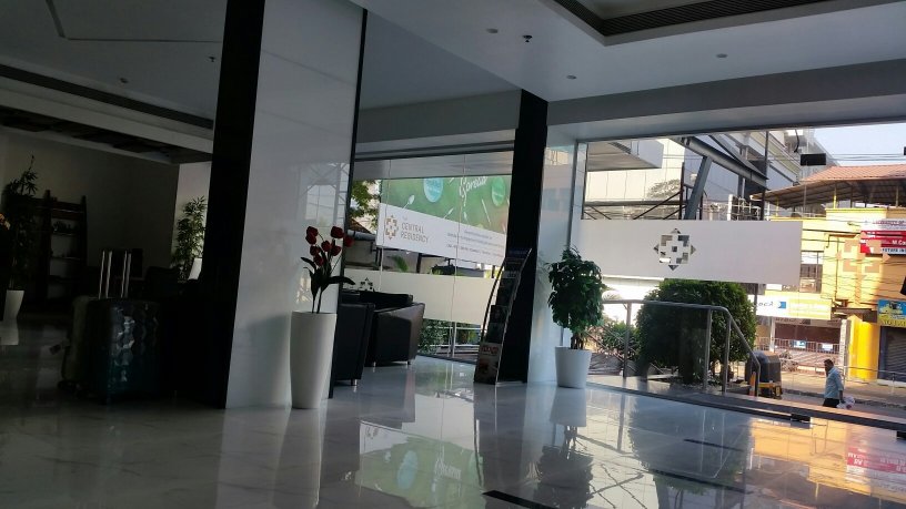 The Central Residency-官方