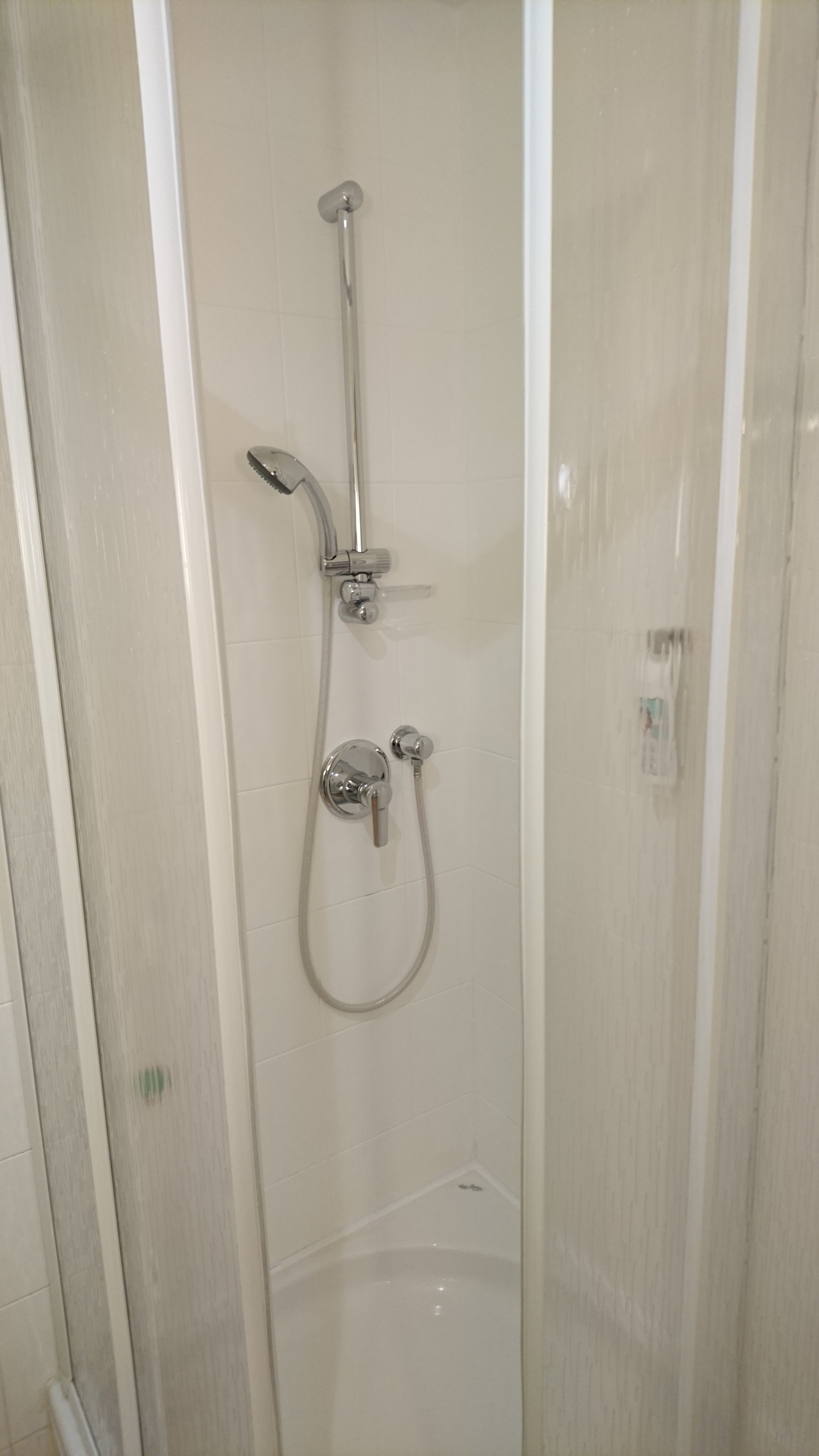 ibis Milano Malpensa Aeroporto-浴室